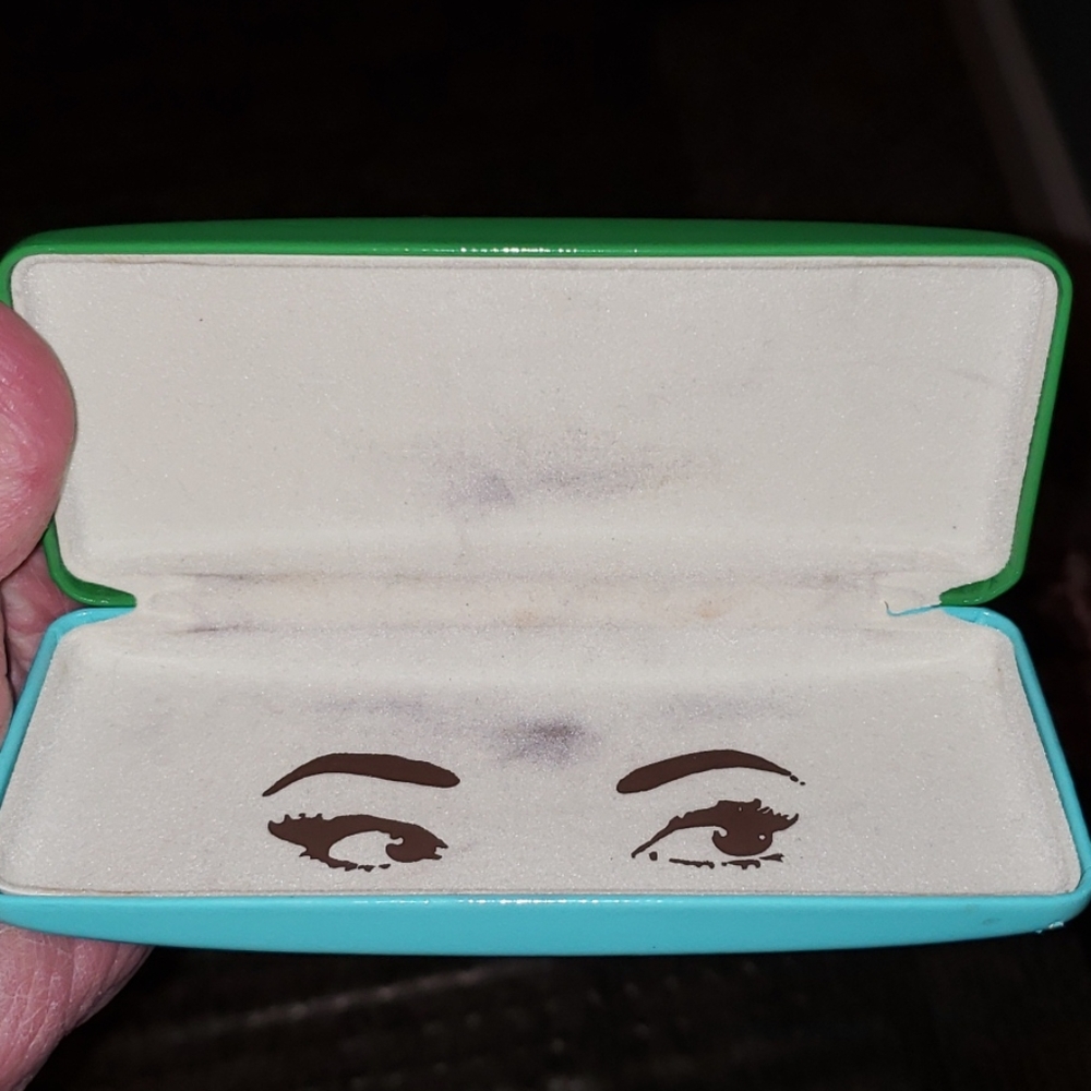 Kate Spade Eyeglasses Hinged Patent Leather Case - Picture 12 of 12